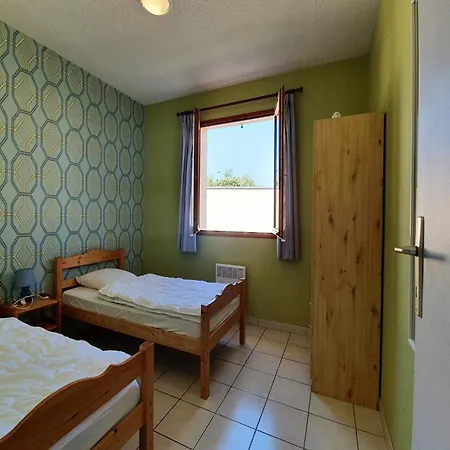 Villa In Saint-Genies With Private Pool, Cleaning Included Dom wakacyjny Saint-Genies-de-Fontedit